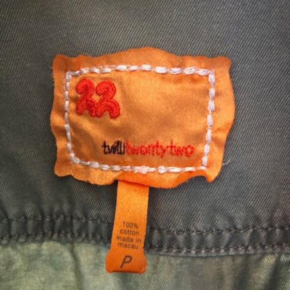 vest jacket - Picture 2 of 3